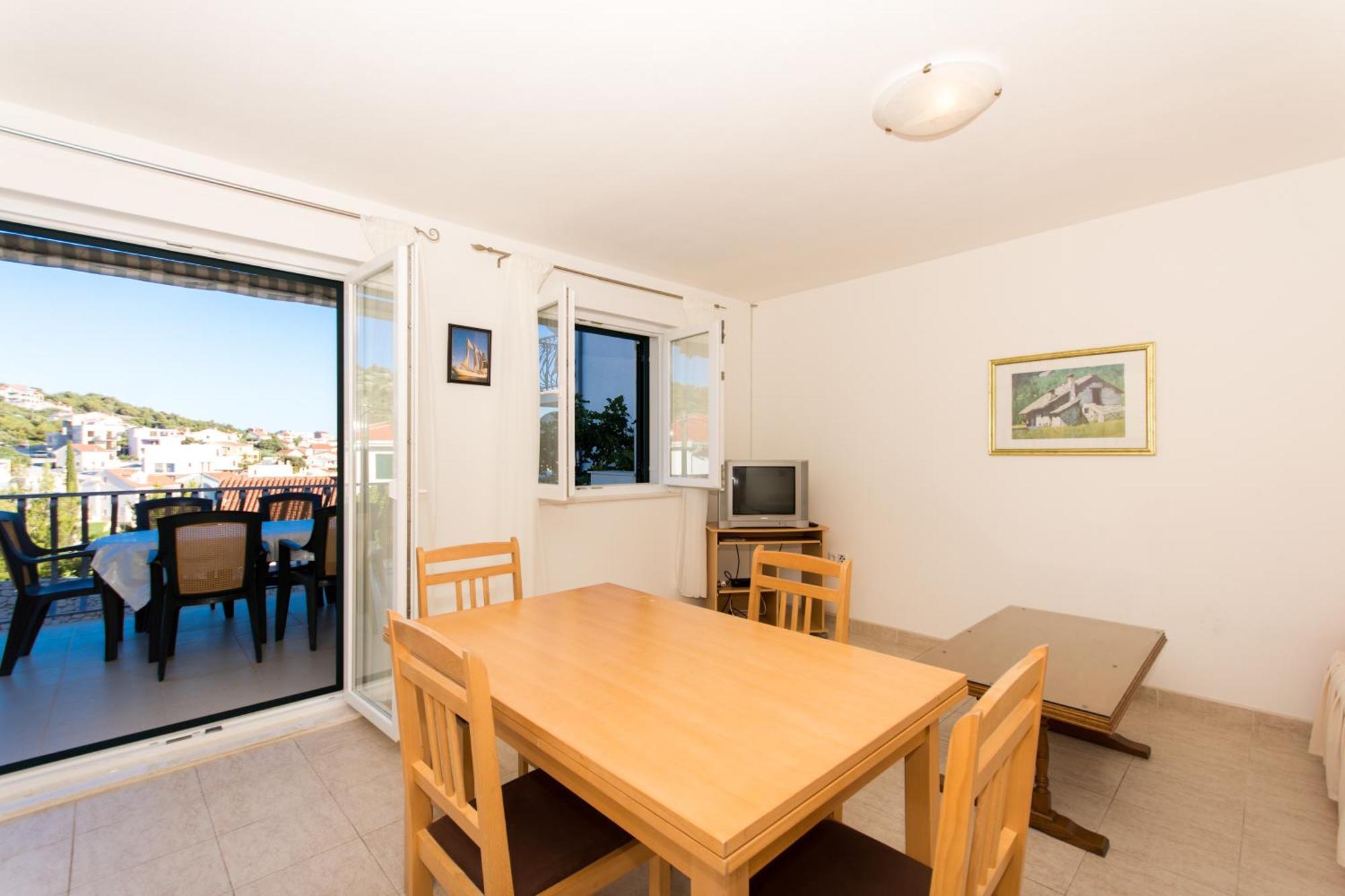 Marinana Apartment *
